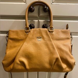 MCM Tan  Leather handbag/crossbody Bag